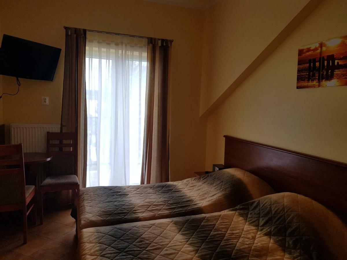 Posejdon Bed and Breakfast Ustronie Morskie Eksteriør billede